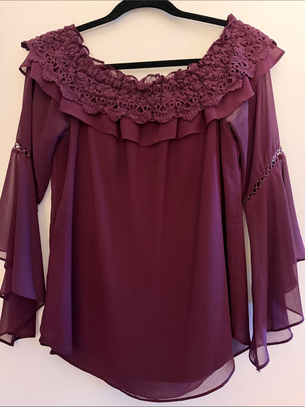 White Mountain Plum Off-Shoulder Lace Ruffle Blouse